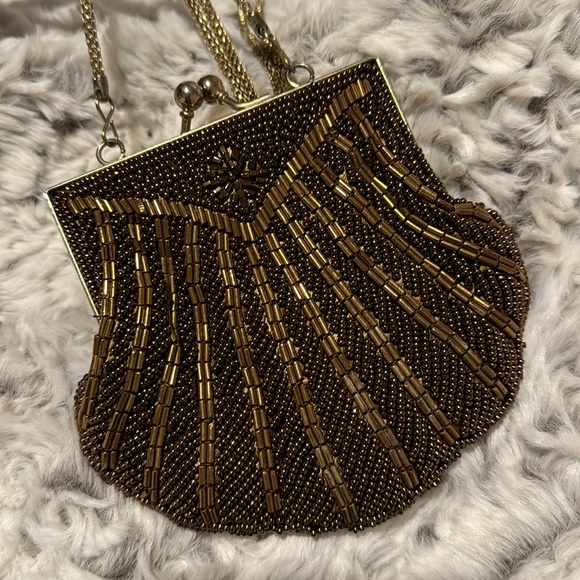 La Regale Vintage Sequin Evening Bag With Chain Strap - Picture 4 of 10